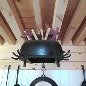 comment suspendre un poele a bois